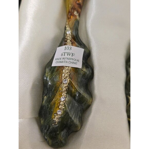 4 Bombay Leaf Design Spreader Knives Rhinestone Accents Shiny Cloisonne - Picture 2 of 3